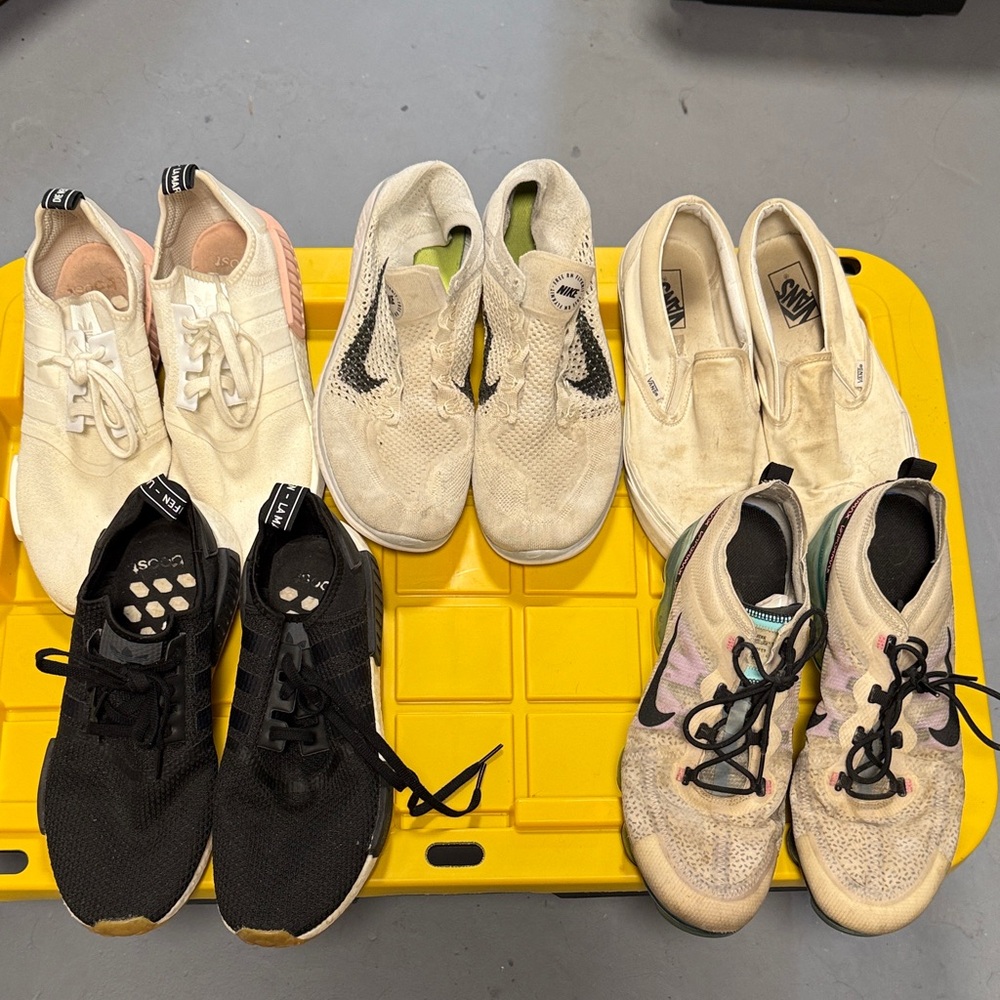 Men’s sneaker lot